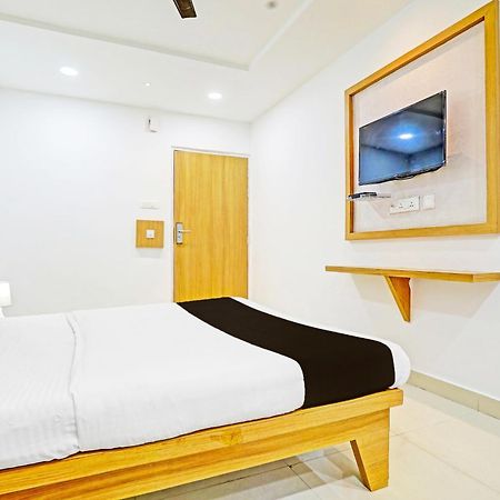 Super Hotel O Raipur エクステリア 写真