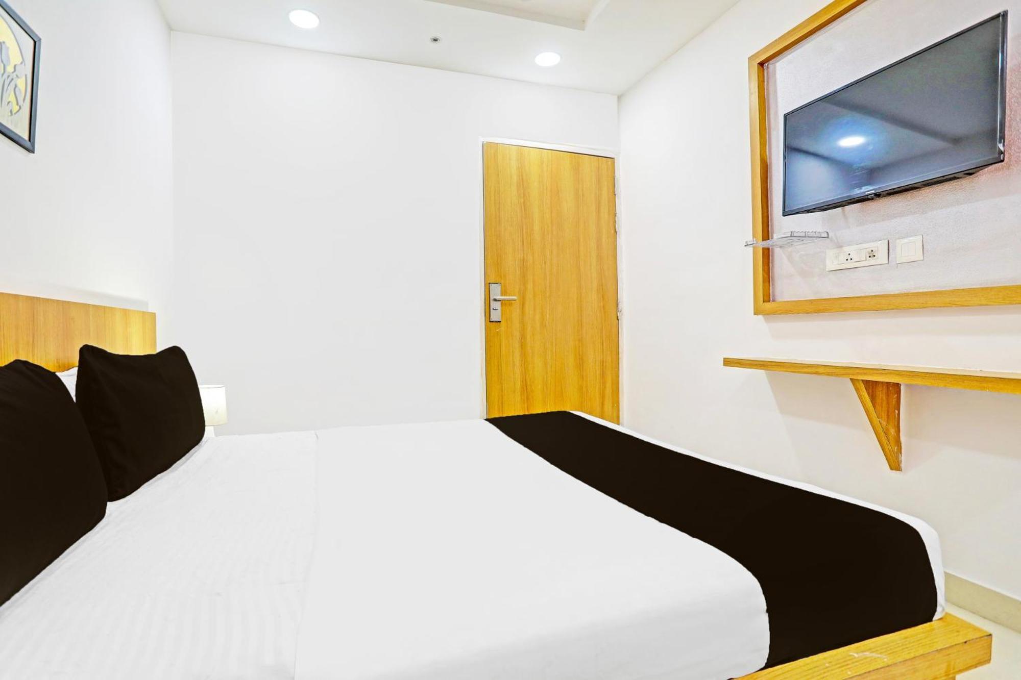 Super Hotel O Raipur エクステリア 写真